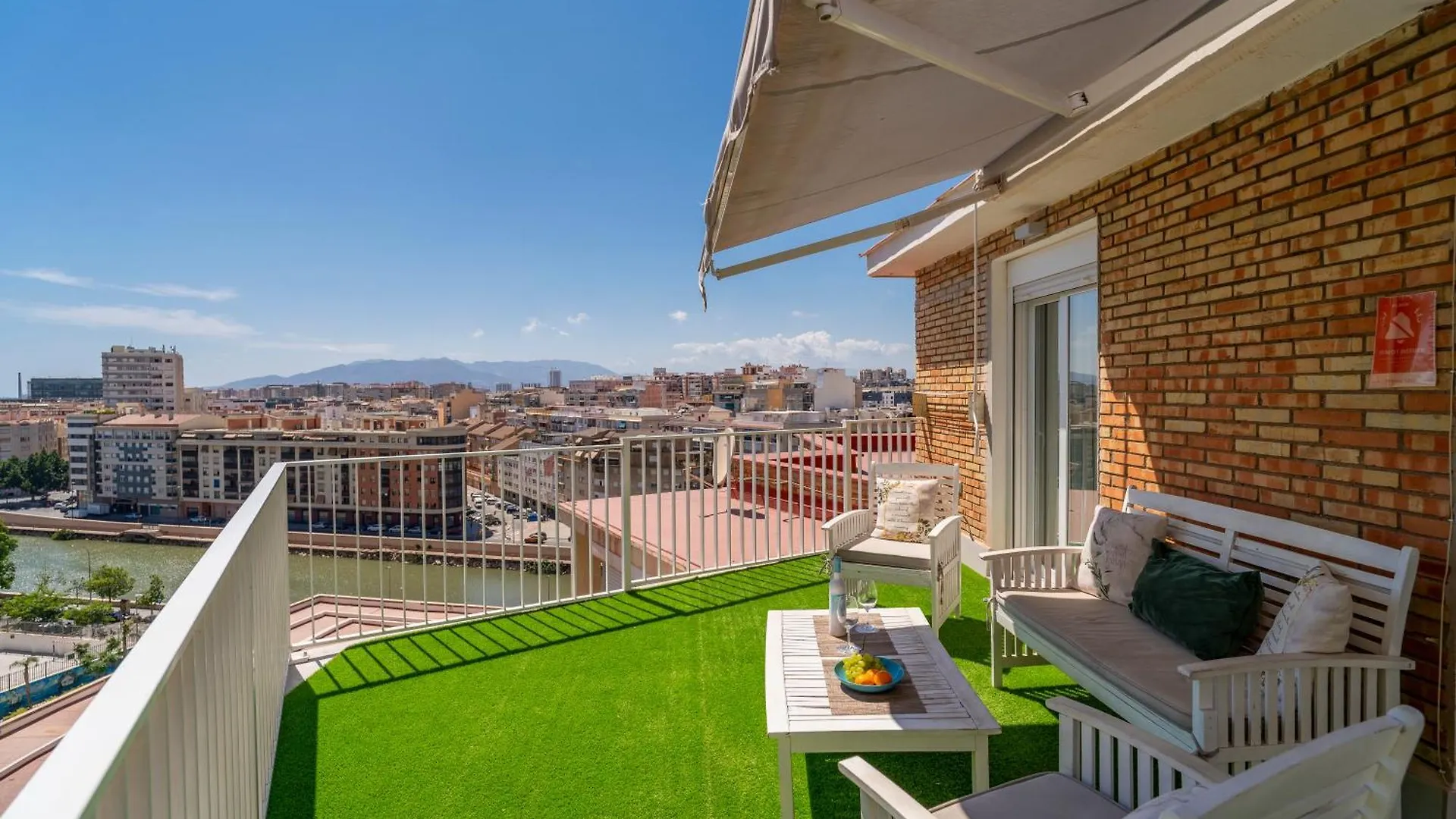 公寓 Sea Views Penthouse City Center 马拉加